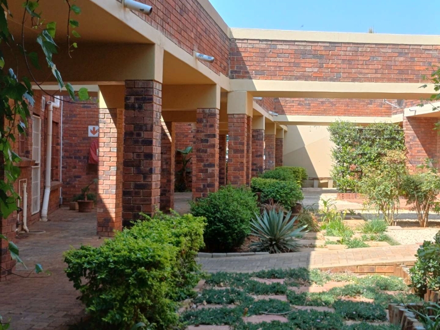 1 Bedroom Property for Sale in Langenhovenpark Free State